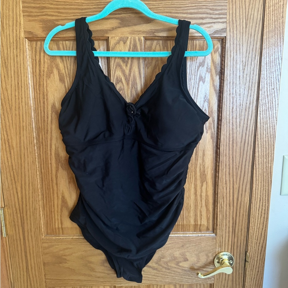 Kona Sol Wonen’s Black One-Piece Swimsuit - XL